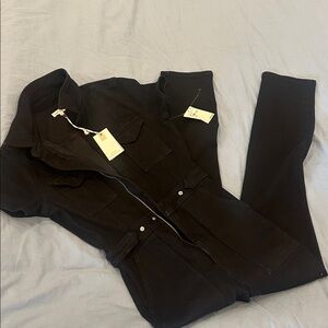 New with tags Good American Black Short Sleeve Zip-Up Jumpsuit